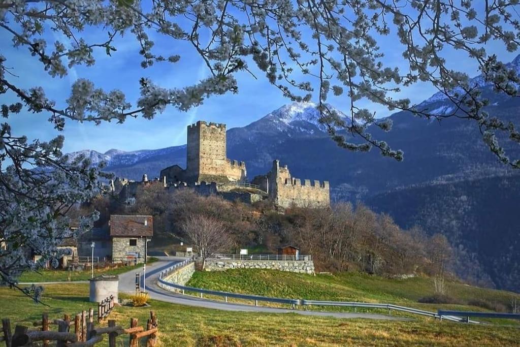 Appartamento Di Montagna Lo Grop Chambave Exterior foto